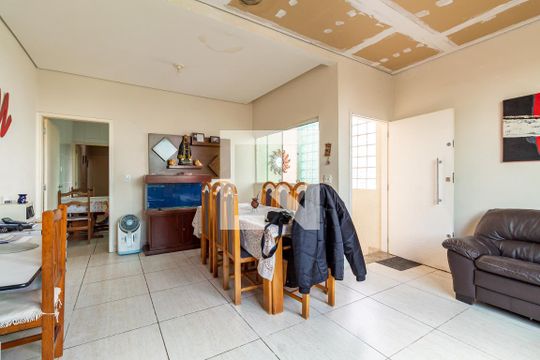 Casa 1 - Sala de casa para alugar com 4 quartos, 340m² em Jardim Bom Clima, Guarulhos