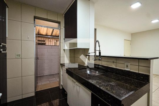 Cozinha de apartamento à venda com 2 quartos, 85m² em Padre Eustáquio, Belo Horizonte