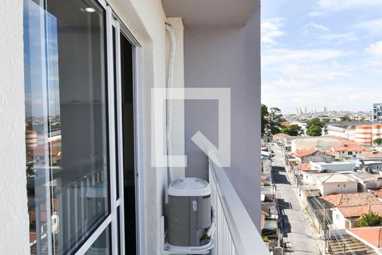Varanda de kitnet/studio à venda com 1 quarto, 25m² em Vila Nilo, São Paulo