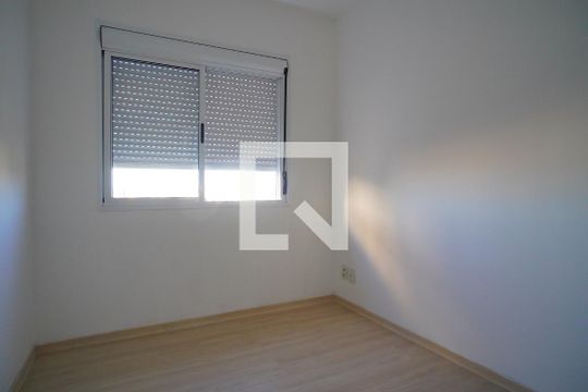 Quarto 1 de apartamento para alugar com 3 quartos, 68m² em Vila Ipiranga, Porto Alegre