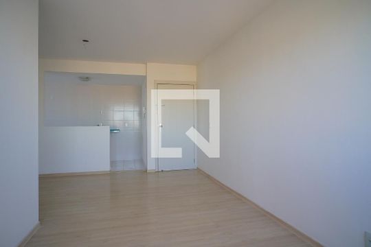 Sala de apartamento para alugar com 3 quartos, 68m² em Vila Ipiranga, Porto Alegre