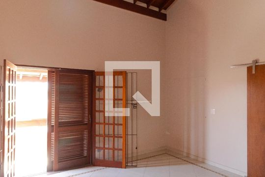 Suíte de casa à venda com 3 quartos, 200m² em Parque Jambeiro, Campinas