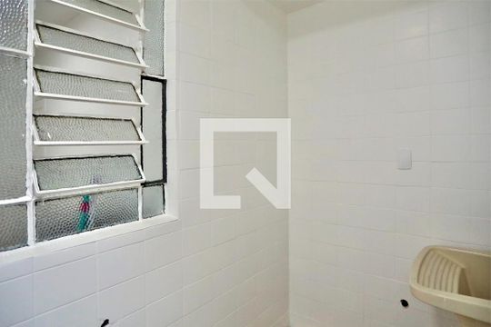 Área de Serviço de apartamento para alugar com 2 quartos, 80m² em Encruzilhada, Santos