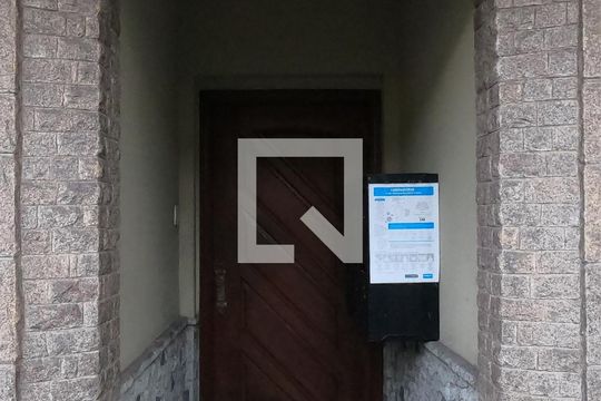Área Comum - Entrada para o Prédio de apartamento para alugar com 2 quartos, 80m² em Encruzilhada, Santos