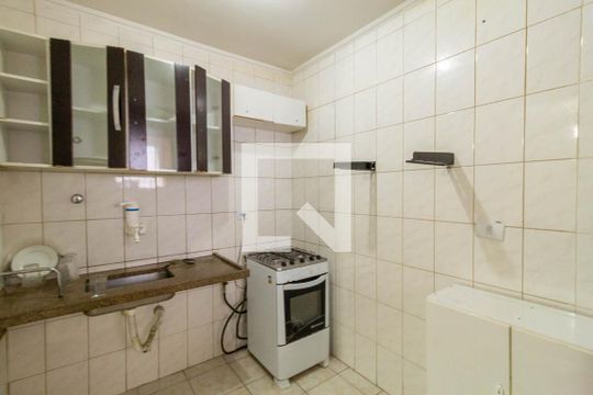 Cozinha  de apartamento à venda com 1 quarto, 40m² em Sé, São Paulo
