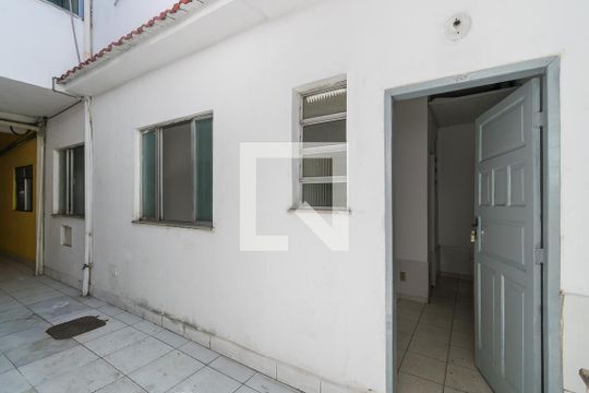 Fachada do imóvel de casa para alugar com 1 quarto, 40m² em Jardim America, Rio de Janeiro