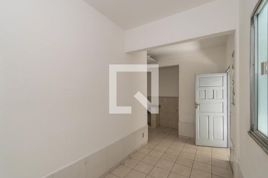 Sala de casa para alugar com 1 quarto, 40m² em Jardim America, Rio de Janeiro