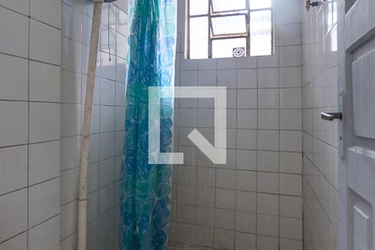 Banheiro de casa para alugar com 2 quartos, 65m² em Jardim America, Rio de Janeiro
