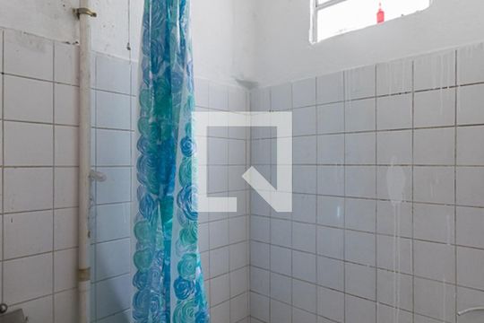 Banheiro de casa para alugar com 1 quarto, 40m² em Jardim America, Rio de Janeiro