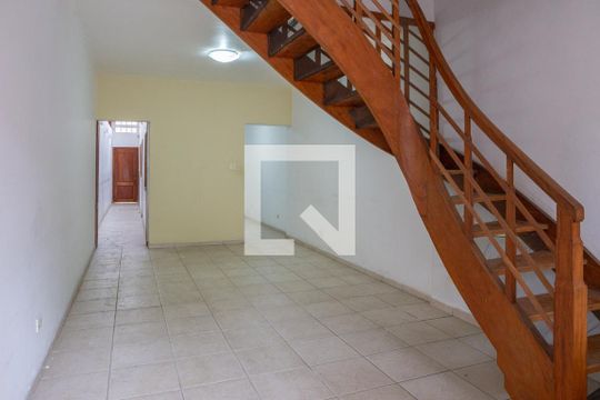 Sala de casa à venda com 3 quartos, 180m² em Pompeia, São Paulo