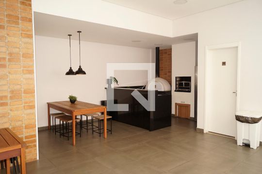 Área comum de apartamento para alugar com 2 quartos, 46m² em Sé, São Paulo