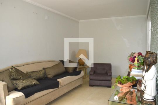 Sala 1 de casa à venda com 8 quartos, 300m² em Vila Itapura, Campinas