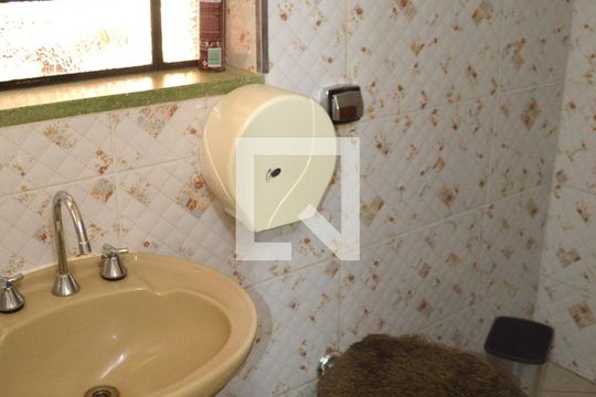 Lavabo de casa à venda com 8 quartos, 300m² em Vila Itapura, Campinas