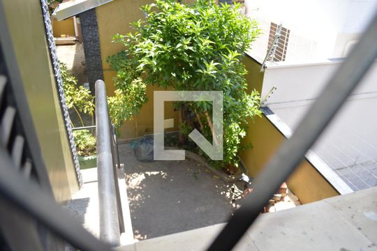 Quintal de casa à venda com 8 quartos, 300m² em Vila Itapura, Campinas