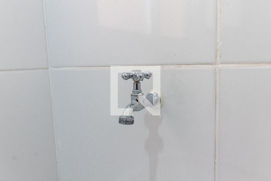 Lavanderia (Torneira) de apartamento à venda com 2 quartos, 52m² em Santa Ifigênia, São Paulo