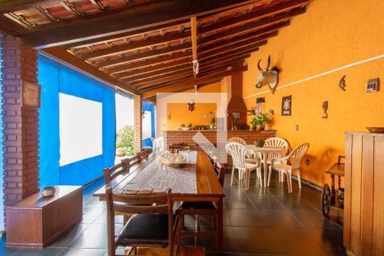 Churrasqueira de casa para alugar com 3 quartos, 340m² em Vila São José (ipiranga), São Paulo