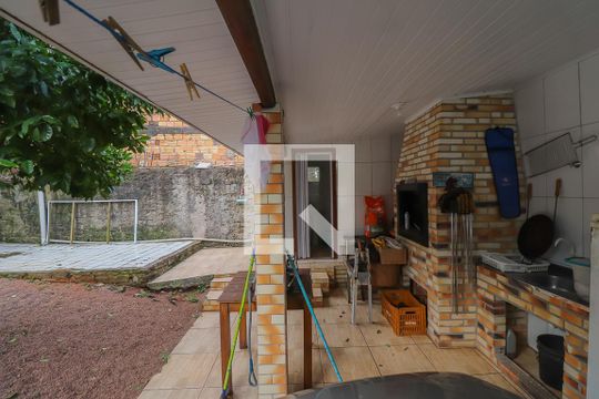 Churrasqueira de casa à venda com 3 quartos, 140m² em Santa Teresa, São Leopoldo