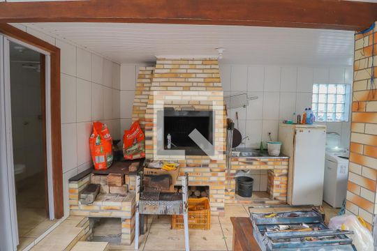 Churrasqueira de casa à venda com 3 quartos, 140m² em Santa Teresa, São Leopoldo