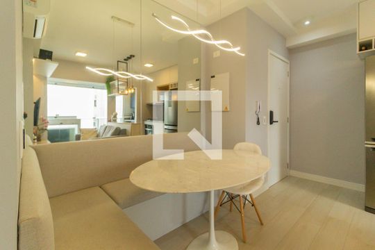 Sala de apartamento para alugar com 2 quartos, 43m² em Vila Mariana, São Paulo