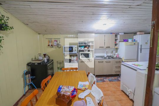 Cozinha de casa à venda com 3 quartos, 120m² em Santa Teresa, São Leopoldo