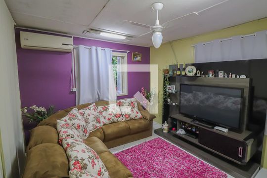 Sala de casa à venda com 3 quartos, 120m² em Santa Teresa, São Leopoldo