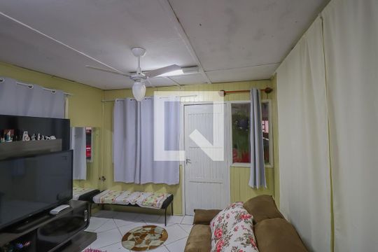 Sala de casa à venda com 3 quartos, 120m² em Santa Teresa, São Leopoldo