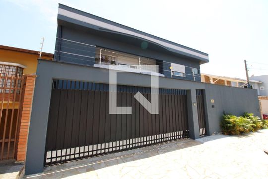 Fachada de casa à venda com 3 quartos, 280m² em Parque Alto Taquaral, Campinas
