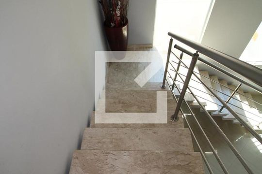 Escada de casa à venda com 3 quartos, 280m² em Parque Alto Taquaral, Campinas