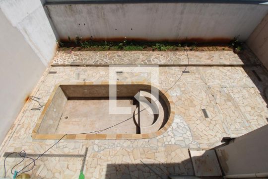Quintal de casa à venda com 3 quartos, 280m² em Parque Alto Taquaral, Campinas