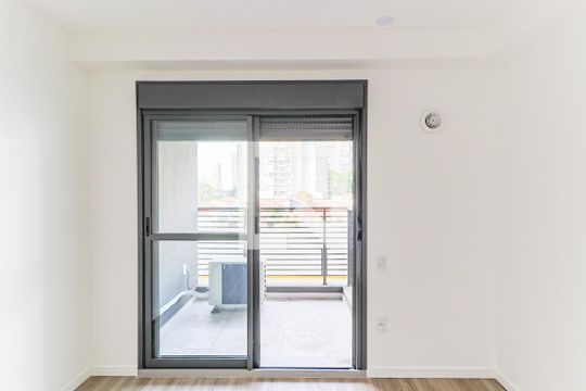 Studio de kitnet/studio para alugar com 1 quarto, 26m² em Jardim das Acácias, São Paulo
