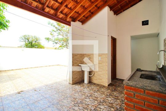 Área de Serviço de casa à venda com 2 quartos, 151m² em Vila Alpina, Santo André