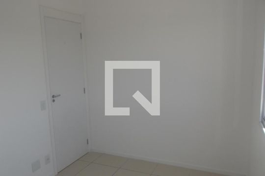 Quarto  de apartamento à venda com 1 quarto, 56m² em Del Castilho, Rio de Janeiro