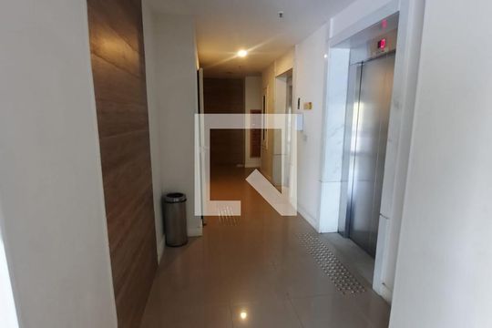 Área comum de apartamento à venda com 1 quarto, 56m² em Del Castilho, Rio de Janeiro