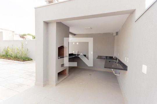 Área comum - Churrasqueira de apartamento para alugar com 2 quartos, 65m² em Jardim Sílvia, Santo André
