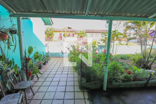 Varanda de casa à venda com 4 quartos, 120m² em Duque de Caxias, São Leopoldo