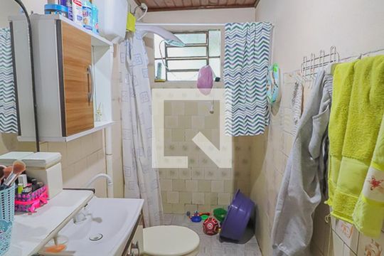 Banheiro do Quarto 1 de casa à venda com 4 quartos, 120m² em Duque de Caxias, São Leopoldo