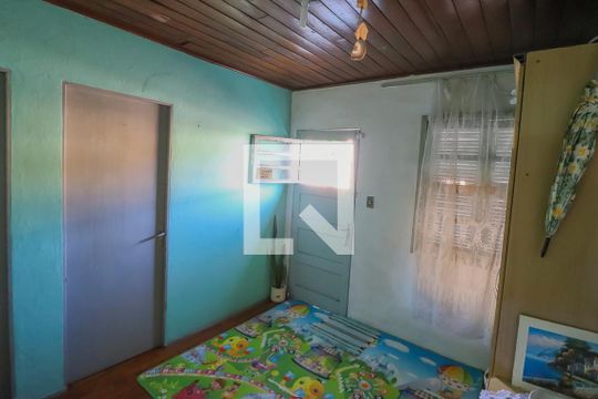 Edícula de casa à venda com 4 quartos, 120m² em Duque de Caxias, São Leopoldo