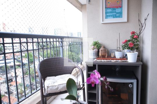 Sacada de apartamento à venda com 2 quartos, 68m² em Chácara Inglesa, São Paulo