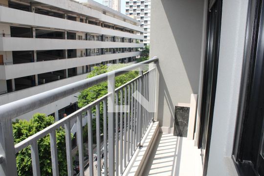 Sacada de kitnet/studio para alugar com 1 quarto, 23m² em Perdizes, São Paulo