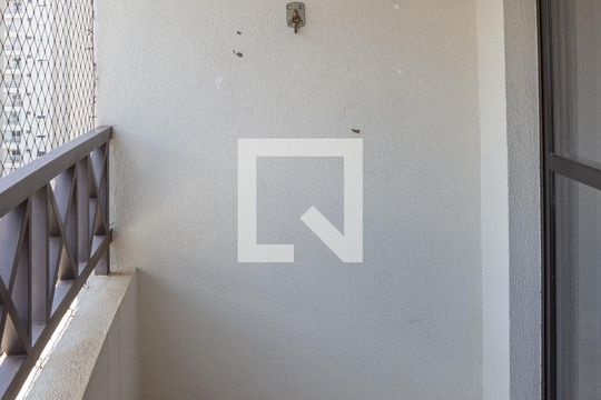 Sacada de apartamento para alugar com 3 quartos, 87m² em Vila Romana, São Paulo