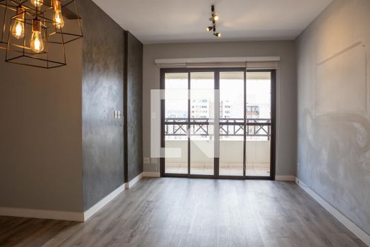 Apartamento para alugar com 3 quartos, 87m² em Vila Romana, São Paulo