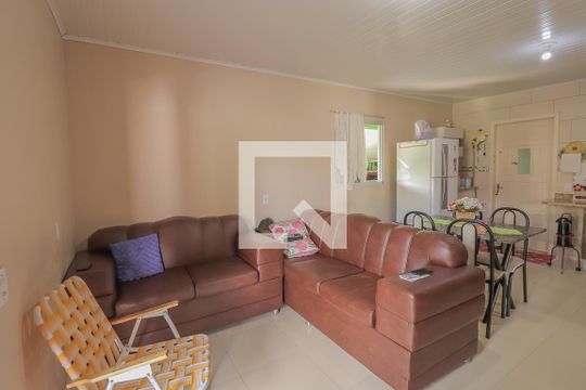 Sala de casa à venda com 4 quartos, 140m² em Santos Dumont, São Leopoldo