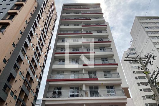 Fachada de apartamento à venda com 1 quarto, 31m² em Pinheiros, São Paulo