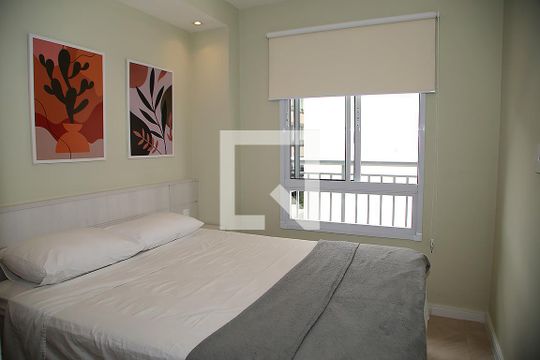 Quarto de apartamento à venda com 1 quarto, 31m² em Pinheiros, São Paulo