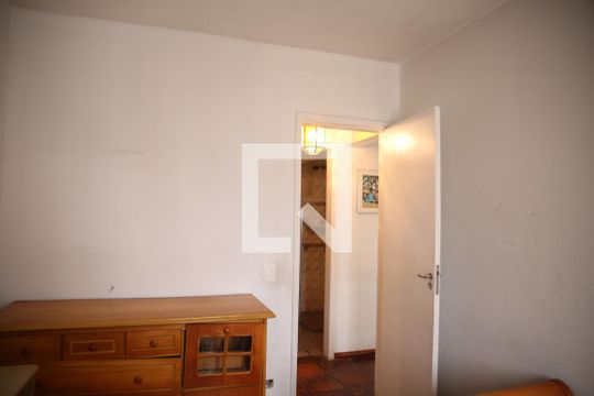 Quarto 1 de apartamento para alugar com 3 quartos, 127m² em Guilhermina, Praia Grande