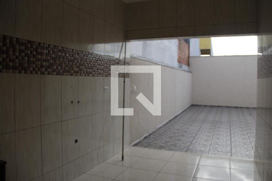 Área de Serviço de casa para alugar com 3 quartos, 150m² em Jardim Quaresmeira, Suzano