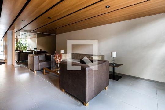 Hall de entrada de apartamento para alugar com 1 quarto, 120m² em Sumaré, São Paulo