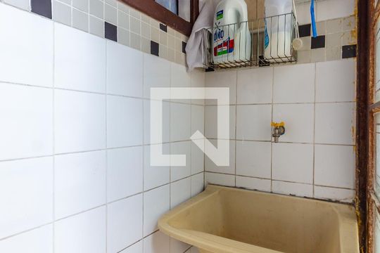 Casa à venda com 3 quartos, 186m² em Caxingui, São Paulo
