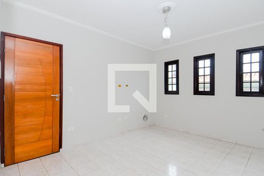 Casa para alugar com 2 quartos, 120m² em Vila Nova Bonsucesso, Guarulhos