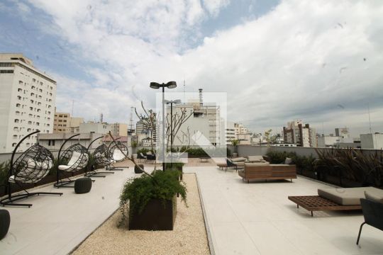 Área comum de kitnet/studio para alugar com 1 quarto, 28m² em Bela Vista, São Paulo